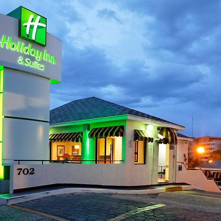 奇瓦瓦假日套房酒店 外观 照片